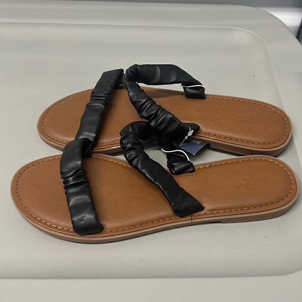 Sandals   - Picture 2 of 4